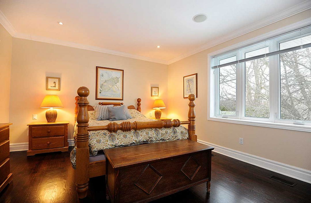 107 Riverwood Parkway, Etobicoke, ,3 BathroomsBathrooms,Detached,For Sale,Riverwood Parkway,1033